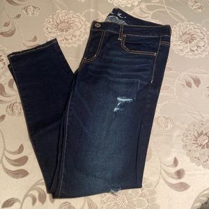 American eagle distressed jeans